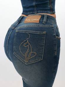 Plus Size Cropped Denim Capri Jeans With Cuffed Hem High Rise Vintage Wash Medium Blue Denim Bottoms - Blue - View 4