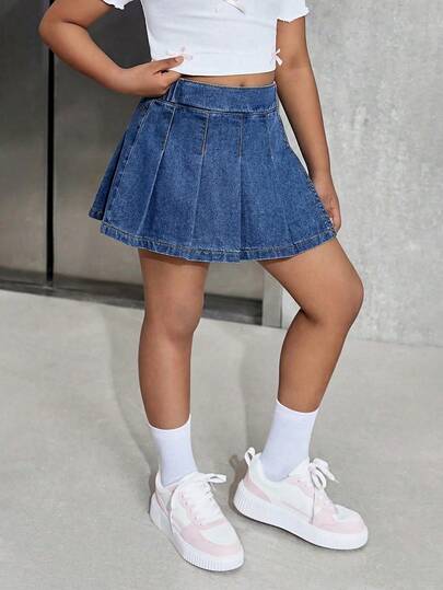 Plus Size Girls' Fashionable Vintage Cute Pleated Design Blue Denim Shorts, Casual Vacation Style