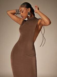 Denimoi 低袖侧镂空长款连衣裙，性感连衣裙，适合闺蜜约会之夜和度假穿着。 - 棕色 - 查看 3