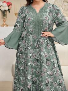 Al Najma 大码女式优雅派对 V 领蕾丝拼布复古印花喇叭袖连衣裙 - 彩色 - 查看 6