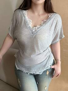 Vibekara Plus Size Women's T-Shirt Top, Lace Patchwork Casual Comfortable Cinched Waist Drop Shoulder Tee, Suitable For Spring & Summer - Grey - View 5