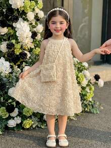 SHEIN 年轻女孩夏季优雅碎花宽松露背连衣裙，搭配斜挎包，度假风 - 杏色 - 查看 1