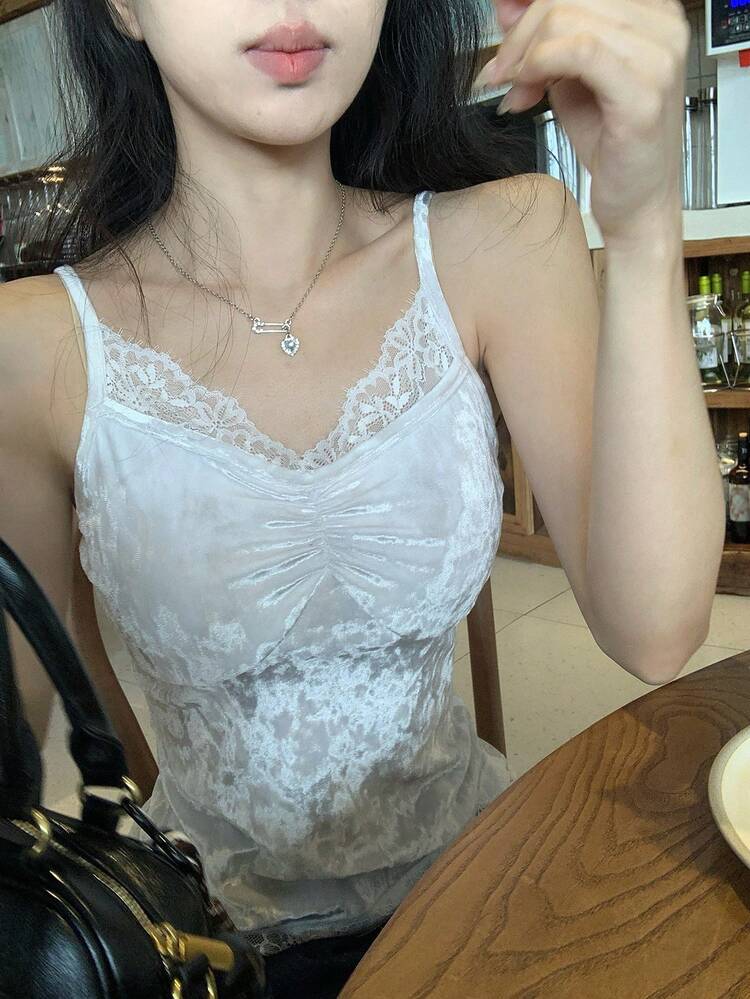 Women's Solid Color Lace Trim Sleeveless Ruched Camisole Tank Top, Fashionable For Summer