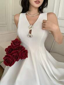 Celisse Women's Solid Color Minimalist Sleeveless Casual Dress - White - View 5