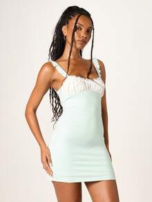 MISSGUIDED Đầm ngắn ôm sát cơ thể với phần ngực xếp ly, cổ áo hình trái tim và dây đeo có thể điều chỉnh, thích hợp cho các buổi tiệc cocktail mùa hè. - màu xanh lá - Xem 4