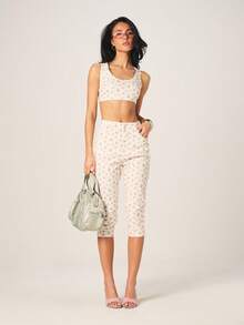 MISSGUIDED Women's Floral Print High Rise Cropped Denim Capris With Stretch Fabric - Multicolor - View 4