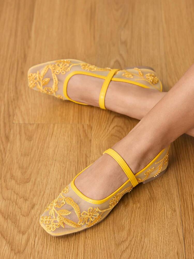 CUCCOO HITCHD Women's Elegant Commuter Floral Embroidered Mesh Flats Elegant Shoes Wedding Shoes