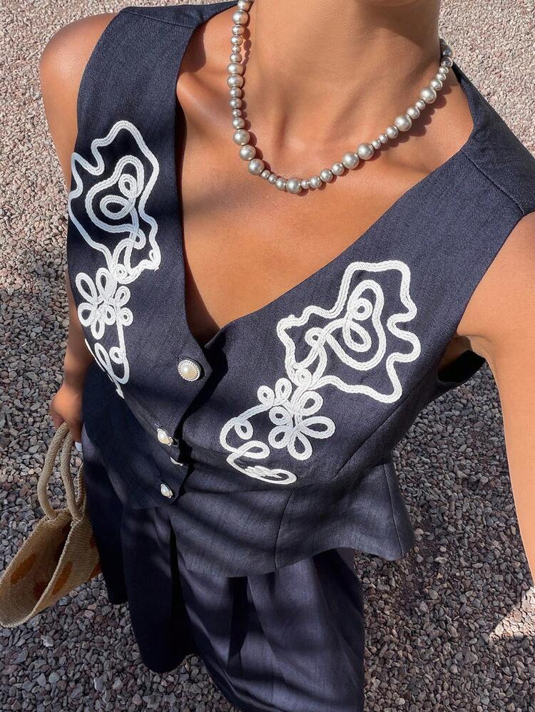 Women's V-Neck Sleeveless Waist Cinched Lace Patchwork Cardigan Top And Long Skirt Elegant Casual 2-Piece Set Summer