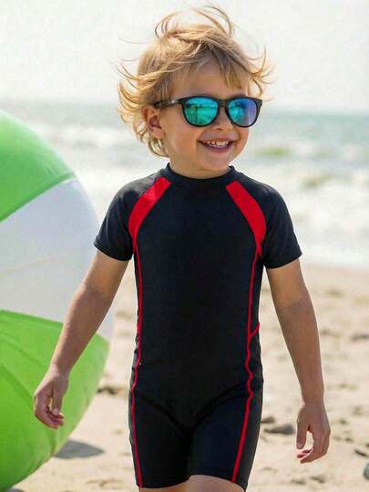 SHEIN Young Boy Colorblock Round Neck Short Sleeve One-Piece Knit Swimsuit