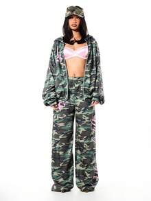 SUMWON WOMEN Women's Camouflage Wide Leg Joggers With Pink Script Text High Rise Elastic Waist Casual Sweatpants - Army Green - View 4