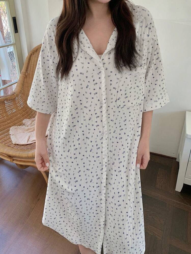 Dazy Plus Loose Ditsy Floral Short Sleeve Knee-Length Nightgown, Spring/Summer Sleepwear