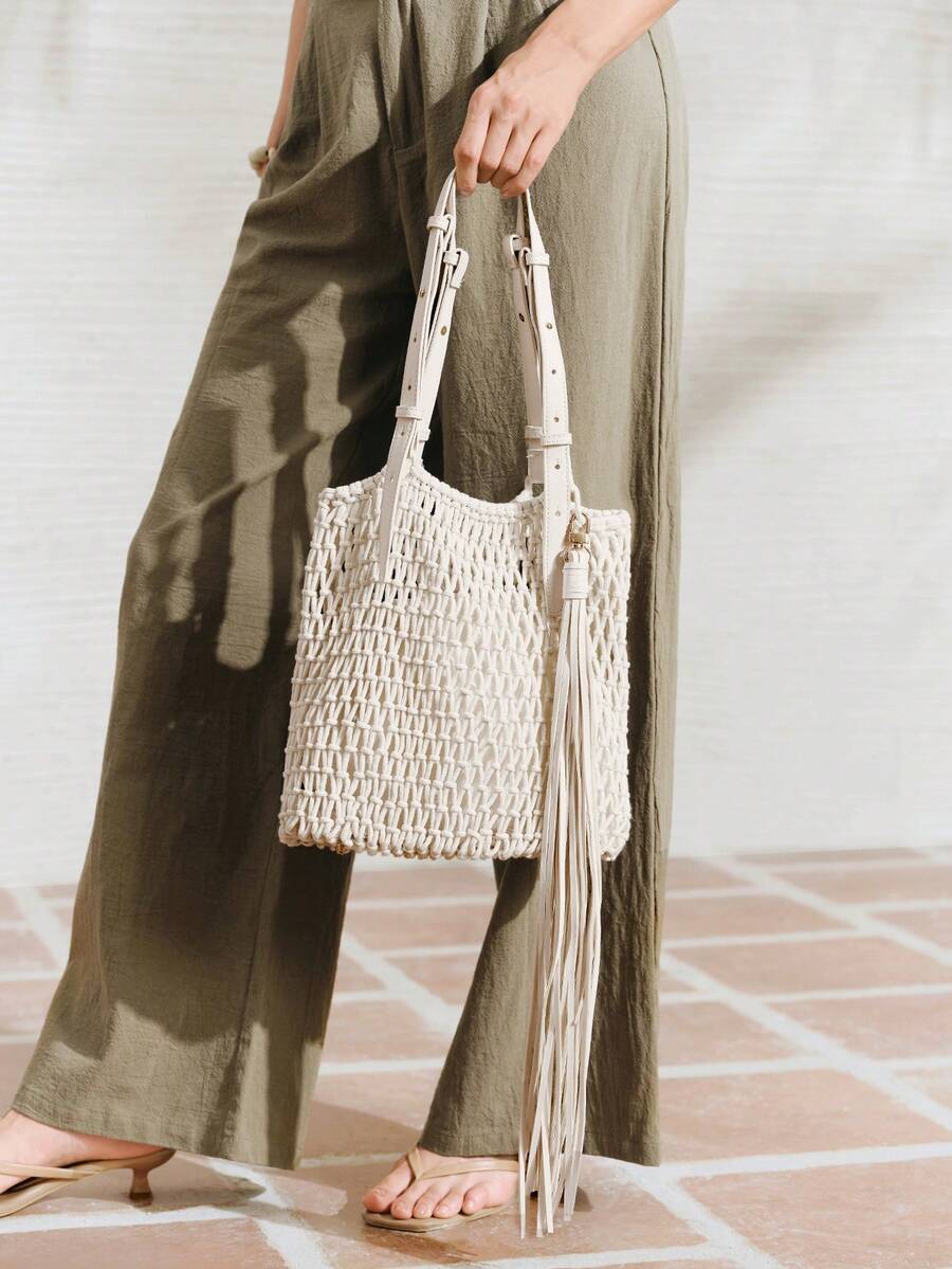 SHECARRY LADIES SHOULDER BAG, WOVEN HOLLOW SHOULDER BAG, FASHIONABLE HOLIDAY FRINGED BAG. - Beige - View 1