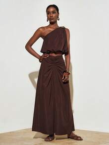 Zivah Bộ đồ đi nghỉ mát năm 2026: Áo trễ vai độc đáo kết hợp với chân váy midi màu nâu đậm thanh lịch, xếp ly eo. - màu nâu - Xem 6