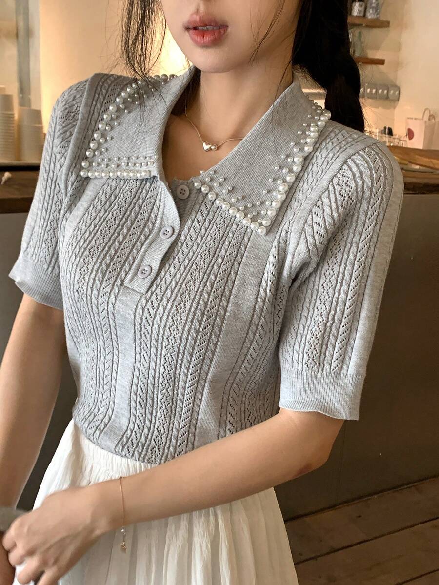 DAZY Women's Pearl Splice Short Sleeve Grey Knit Top - Grey - View 1