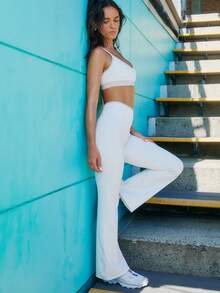 Aralina Leisurewear Active Women's 2pcs Contrast Colour Crop Top And Flare Pant Gym Workout Two Pieces Set - White - View 4