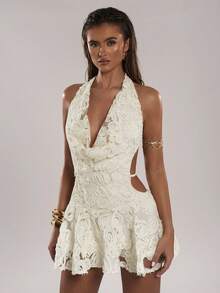 SHEIN BAE Đầm ren trắng, dây đeo jacquard thêu họa tiết, chất liệu vải dệt nổi, kiểu cổ yếm hở lưng, gợi cảm, lãng mạn dành cho nữ mùa xuân/hè. Thích hợp cho kỳ nghỉ biển, tiệc biển, họp mặt chị em, tiệc tùng, tiệc cocktail, đầm trắng đi nghỉ mát, đầm thanh lịch lãng mạn, lễ cưới. - Màu be - Xem 5