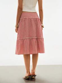 Poéselle 女士格纹层叠中长裙 – 红色格纹 A 字荷叶边下摆野餐风下装，打造田园风夏季造型。格纹裙、层叠中长裙、红色格纹裙、田园风穿搭、野餐风时尚、夏季 A 字裙、格子简约休闲裙、夏季裙装、沙滩装、红色裙装、野餐装、乡村风裙装、女士夏季裙装、格子裙、格子裙、女士裙装、夏季野餐裙、红色格纹裙、女士休闲裙、女士裙装。 - 紅色 - 查看 6