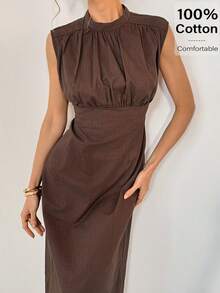 MSSiren Gaze Vestido sin mangas elegante marrón para mujer con cuello alto simulado y diseño de cintura plisada con espalda descubierta para eventos d - Marrón Chocolate - Ver 2