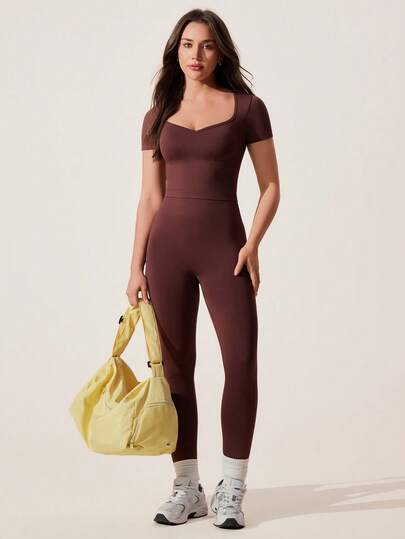 Core Rhythm 女士无缝咖啡棕色运动套装，短袖上衣和长款紧身裤，适合锻炼、健身、瑜伽、跑步的两件套服装