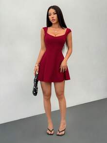 SHEIN PETITE 女士纯色甜心领泡泡袖时尚迷你连衣裙，女士派对礼服 - 酒紅色 - 查看 9