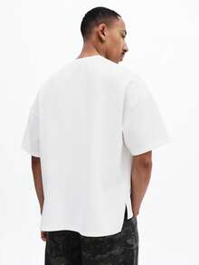 SUMWON Camiseta masculina branca de manga curta com gola redonda e pequeno logotipo no peito. Modelagem clássica e regular, ideal para o verão. - Branco - Ver 6