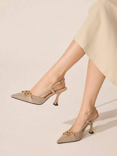 CUCCOO BASICS 女士金属链条装饰尖头踝带高跟鞋，优雅百搭，适合派对、婚礼、户外活动、日常穿着，也是生日礼物的理想之选，裸色布面细高跟鞋