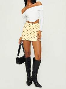 SHEIN BAE Women's Polka Dot Print Split Mini Skirt, Summer Fashion - Light Yellow - View 3