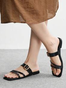 CUCCOO BIZCHIC Sandalias planas cómodas, versátiles y de temperamento sencillo, ideales para el transporte, las vacaciones y la playa - Laca negra - Ver 4