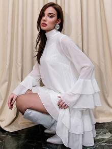 Bris Aura Gaun Wanita Elegan Warna Polos Kerah Tinggi Lengan Mengembang dengan Hiasan Rumbai di Bagian Bawah - Putih - View 6