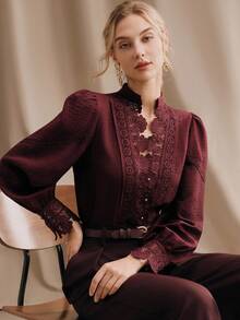 Anewsta 女士春季复古领衬衫，刺绣蕾丝拼接珍珠纽扣袖红色衬衫，适合日常、工作、约会、晚宴等场合 - 鏽棕色 - 查看 3