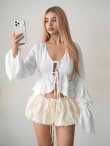 Sweetina 女士纯色V领系带灯笼袖荷叶边下摆短款上衣 - 白色 - 查看 7