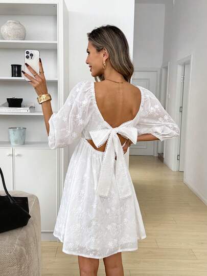 Easowa Women's Floral Embroidery Pattern Twist Back Design Ruched Fashionable Chic Date Party Mini Dress