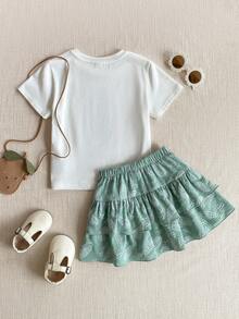 PrepCrw 2 pièces Tenue décontractée élégante pour jeunes filles en vacances, style urbain pour l'école. T-shirt en tricot à col rond blanc à manches courtes et jupe verte assortie. Convient pour la rentrée scolaire, le port quotidien décontracté, les voyages, les fêtes, les festivals, le printemps et l'été - Multicolore - Voir 3