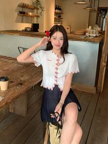 DAZY 女士白色棉质蝴蝶结荷叶边短袖V领衬衫，露脐设计，秋冬款 - 白色 - 查看 9
