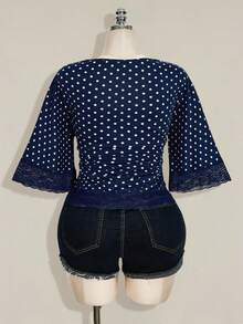 SHEIN ICON Áo cỡ lớn phong cách Y2K chấm bi gợi cảm cổ chữ V phối ren tay loe - Màu xanh hải quân - Xem 2