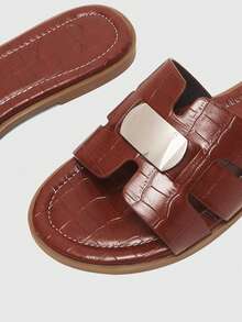 CUCCOO BIZCHIC Simple And Versatile Temperament Comfortable Fashion Generous Commuter Vacation Beach Flat Sandals - Rust Brown - View 7