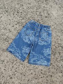 SHEIN 青少年男孩时尚返校街头风混搭百搭设计 Y2K 白色交叉设计宽松舒适清爽龙纹宽松七分牛仔短裤，适合男孩日常穿着及儿童春夏服装 - 藍色 - 查看 2