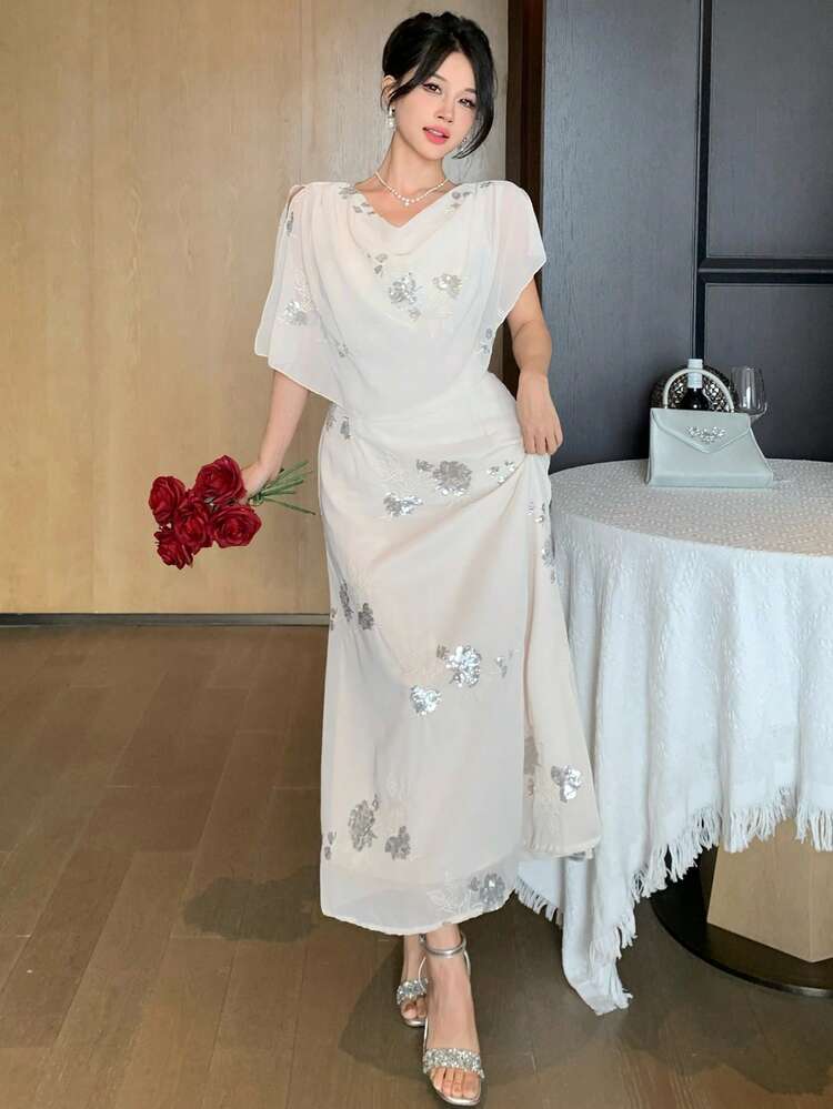 Women's Elegant Long Dress With Plunging Neckline And Textured Fabric Sundress Summer Floral Dresses For Women
