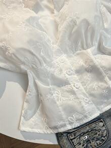 Sweetra 女士时尚高街风度假复古优雅简约修身蝴蝶结衬衫，春夏款 - 白色 - 查看 4