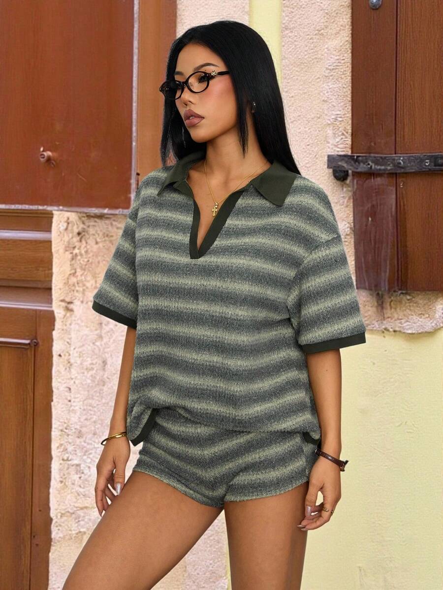 SHEIN PETITE 两件套女士条纹休闲套装，适合日常外出、休闲、旅行和工作穿着，秋季女装，女士短款套装，夏季上衣，女士针织上衣