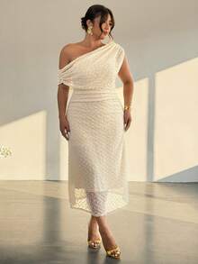 Firerie 大码春夏新款优雅不规则肩部短袖褶裥腰身针织连衣裙，休闲百搭派对女装 - 杏色 - 查看 3