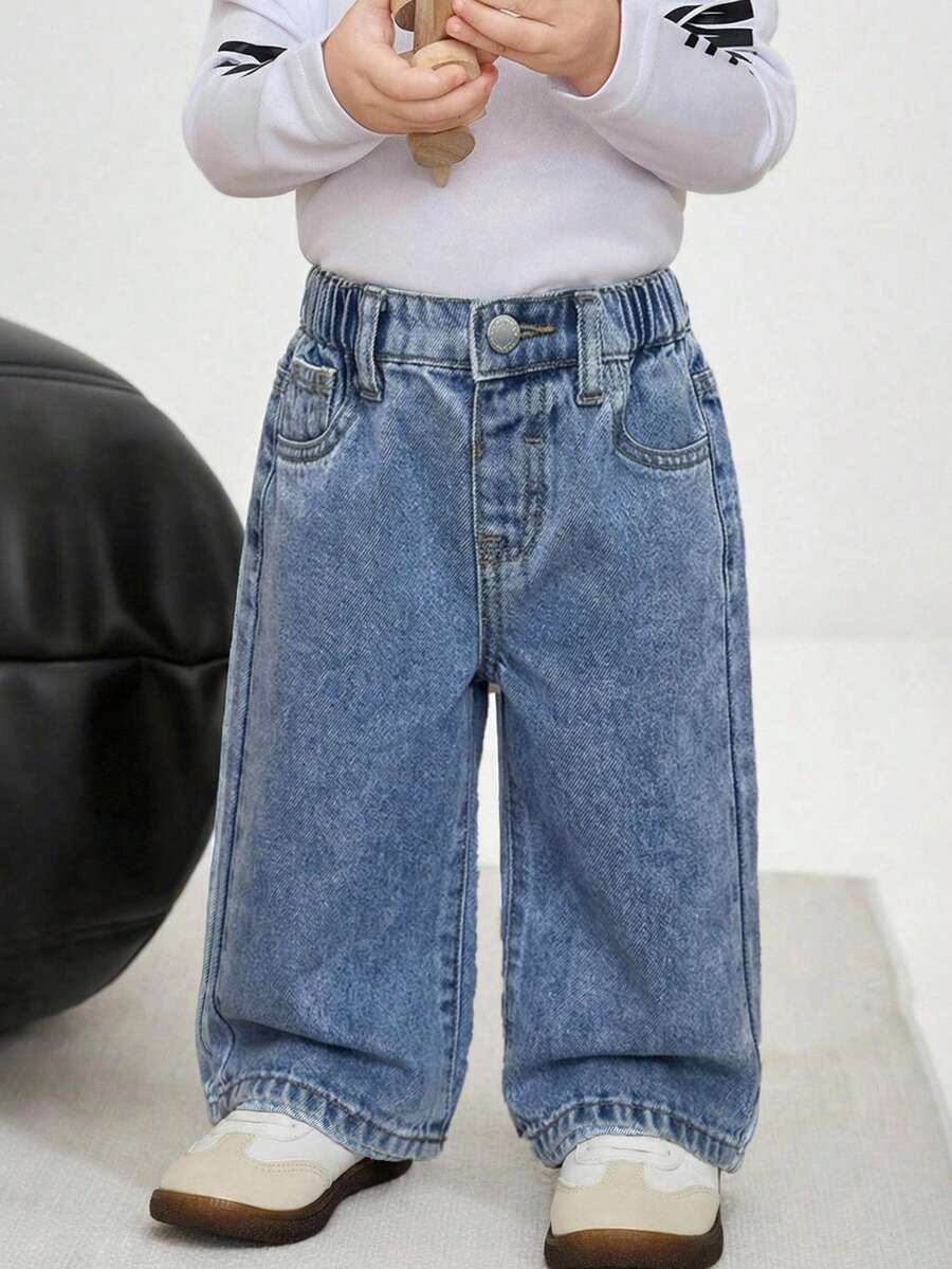 SHEIN 女婴休闲水洗宽松牛仔裤 - 淺色水洗藍 - 查看 1