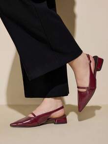 CUCCOO CURVES Women's Fashion Versatile Commuter Wide Fit Flats - Red - View 3