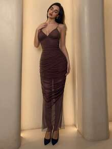 Glamine Vestido maxi de longitud semitransparente, diseño de tirantes de espagueti ajustables de color marrón con acento de cuentas, espalda descubierta, estilo romántico de vacaciones para primavera/verano - Café integral - Ver 3