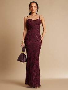 Fitted Strappy Dress With 3D Floral Print - Burgundy - View 3