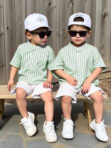 Bộ 2 món áo sơ mi tay ngắn cổ tàu kẻ sọc thoải mái, đa năng cho bé trai, gồm áo sơ mi và quần short. - Màu xanh Bạc hà - Xem 8