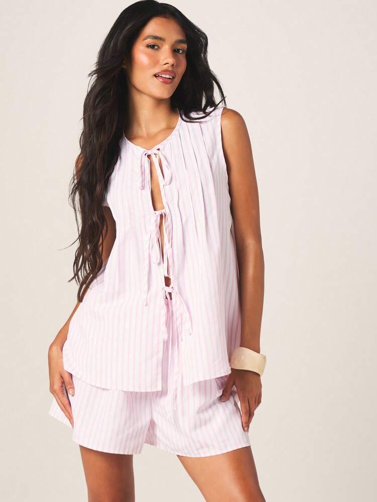 MISSGUIDED ウィメンズ ストライプ ハイウエスト ミニショーツ、タイフロント ディテール エラスティックウエストバンド、夏カジュアル リラックスフィット ラウンジウェア