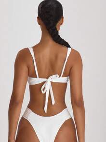 Musera Resort Áo bikini gọng dày, vai xếp ly, cúp ngực xếp nếp, thích hợp cho kỳ nghỉ hè, du lịch, đồ bơi cơ bản, tiệc độc thân, đám cưới, tiệc cưới cô dâu, đồ bơi màu trơn, phong cách nghỉ dưỡng. - trắng - Xem 4