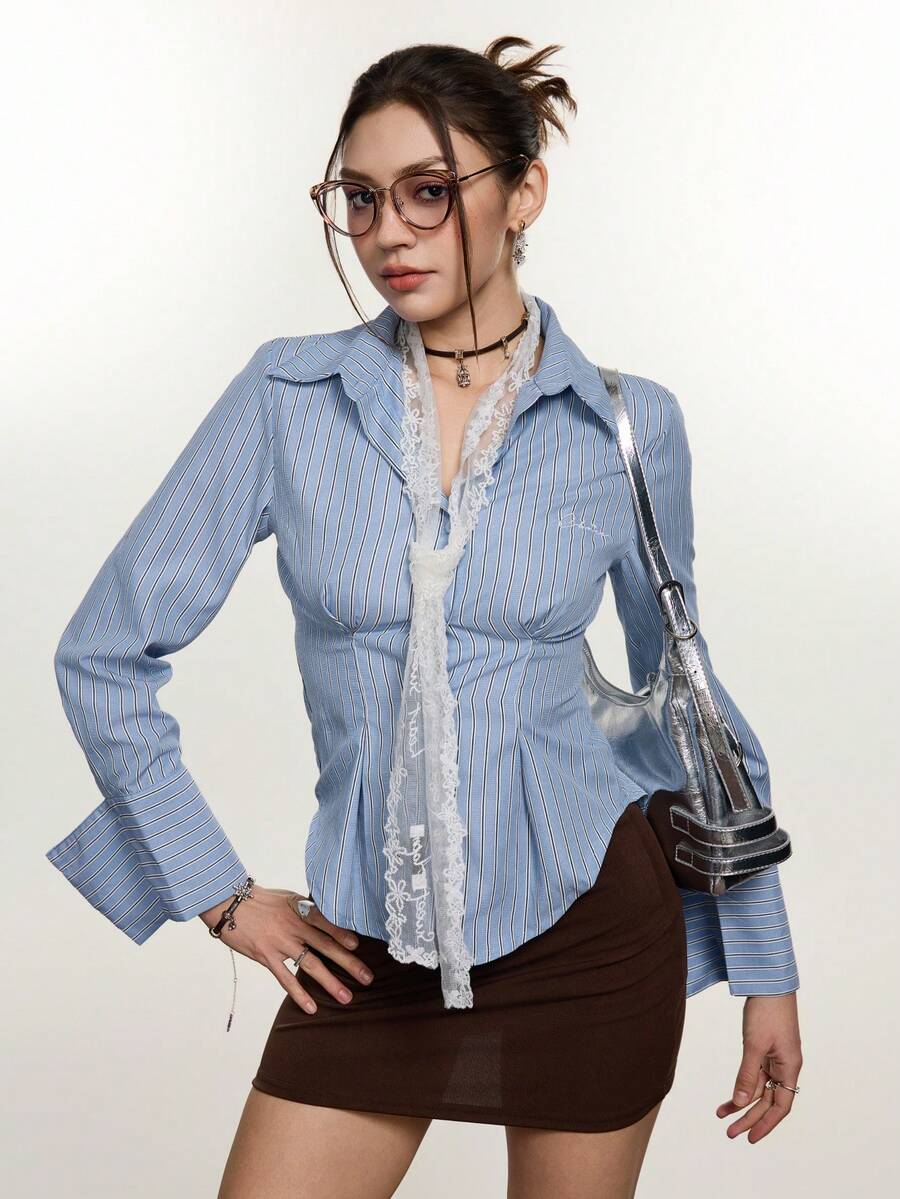 Rina Fox Blusa de mujer con cuello en V y volantes en el bajo a rayas - Azul - Ver 1