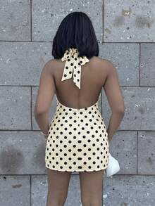 Alexandranx 极简通勤系带露背修身褶皱白色波点迷你连衣裙，女士优雅派对连衣裙 - 黑與白 - 查看 3